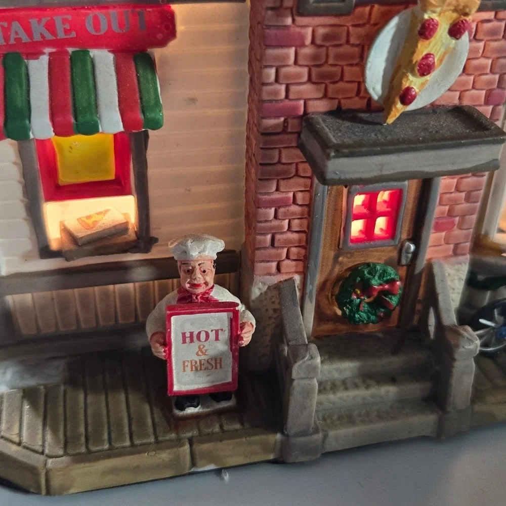 Carole Towne 2007 Michael Angelo's Pizzeria Christmas Village Light Up Building